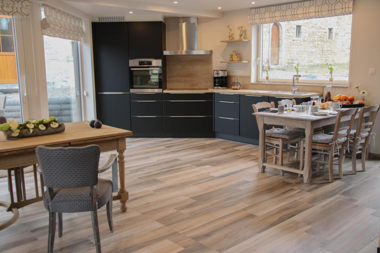 La petite maison dans la cour Stave Extérieur photo